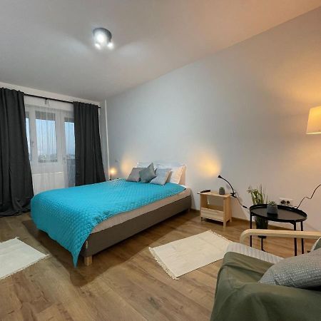Luxury Q Residence Near Palas Mall Яссы Экстерьер фото