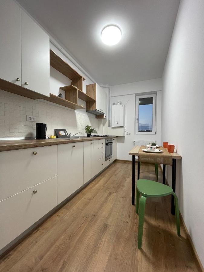 Luxury Q Residence Near Palas Mall Яссы Экстерьер фото